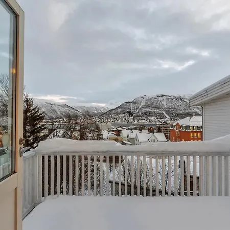 Hb - The White Pearl דירה טרומסה